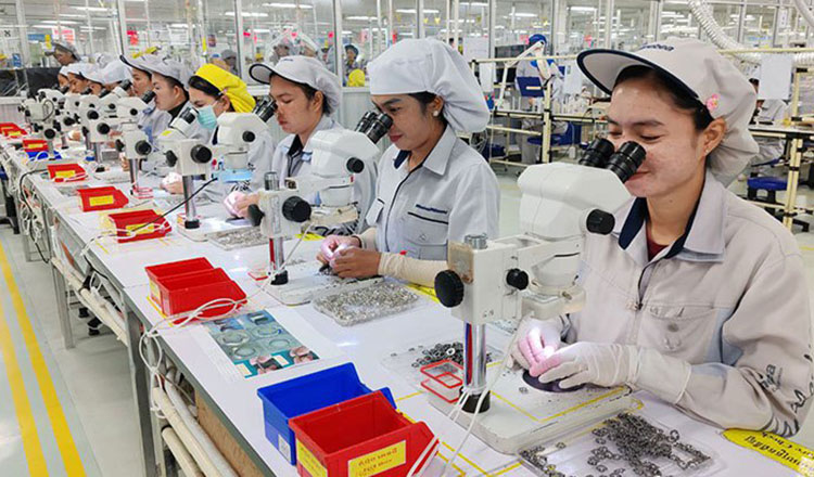Kingdom attracts 373 investment projects in H1